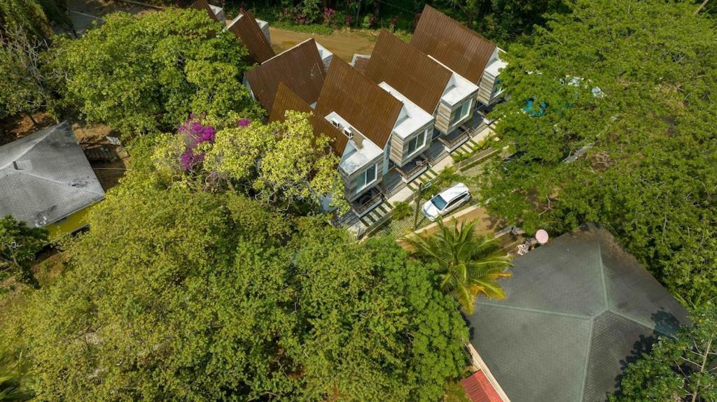 Cozy Beach Villa At The Shores 5 Minutes From The Beach West End Exterior photo